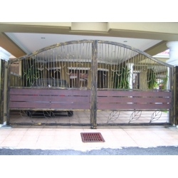 Swing Gate